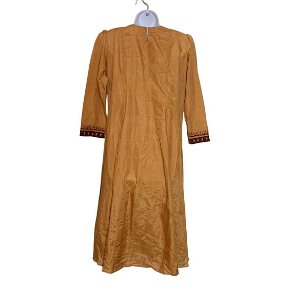 Gold / Maroon Embroidered Dress 3/4 Sleeve Round Neck SZ M By V-Star EUC - Picture 4 of 4